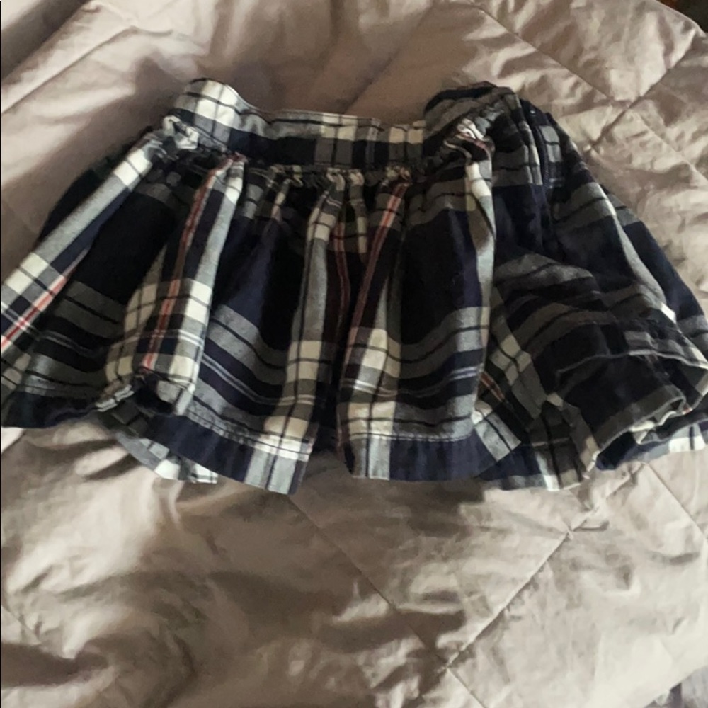 5/$20 🛍EUC The Children’s Place plaid skirt